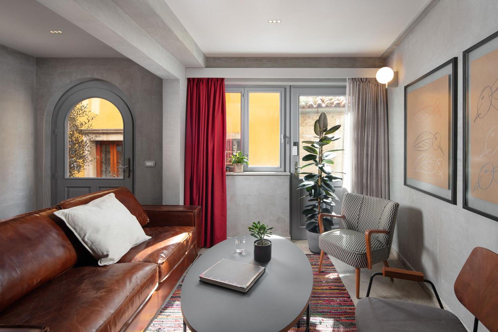 Mirakul Residence In A Cute Historic Town Лабин Екстериор снимка