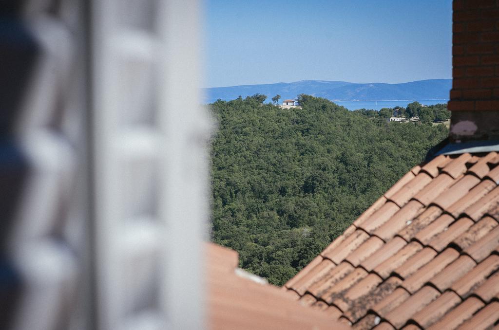 Mirakul Residence In A Cute Historic Town Лабин Екстериор снимка